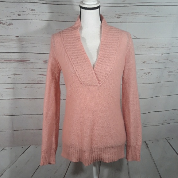 J. Crew Factory Sweaters - ♥️ 5/$25 Vneck J.Crew sweater small soft